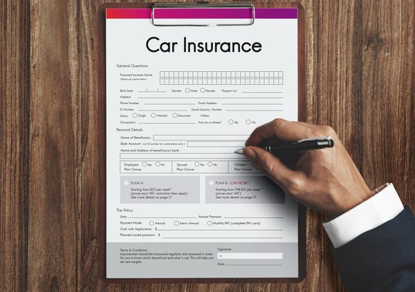 Tout savoir sur l'assurance auto avec carte grise provisoire